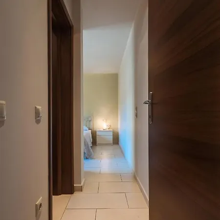 Scorpios Villa Karavomylos